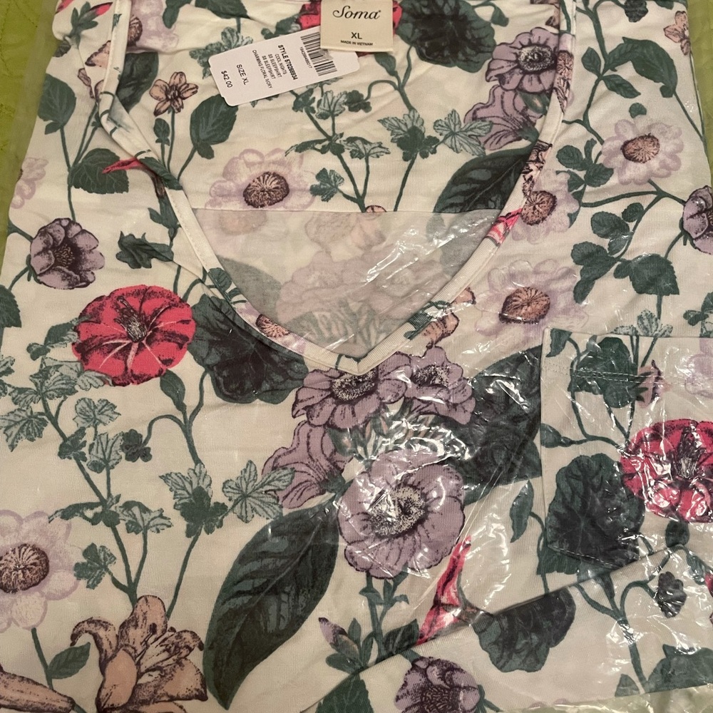 Soma cool nights s;eepshirt XL